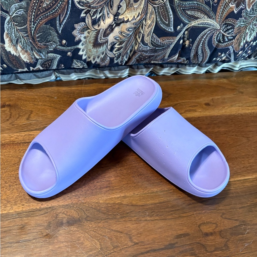 Wild Fable Lavender Slide Sandals